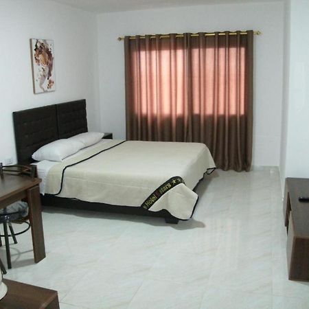 Salvador Dali Apartments Амман Экстерьер фото